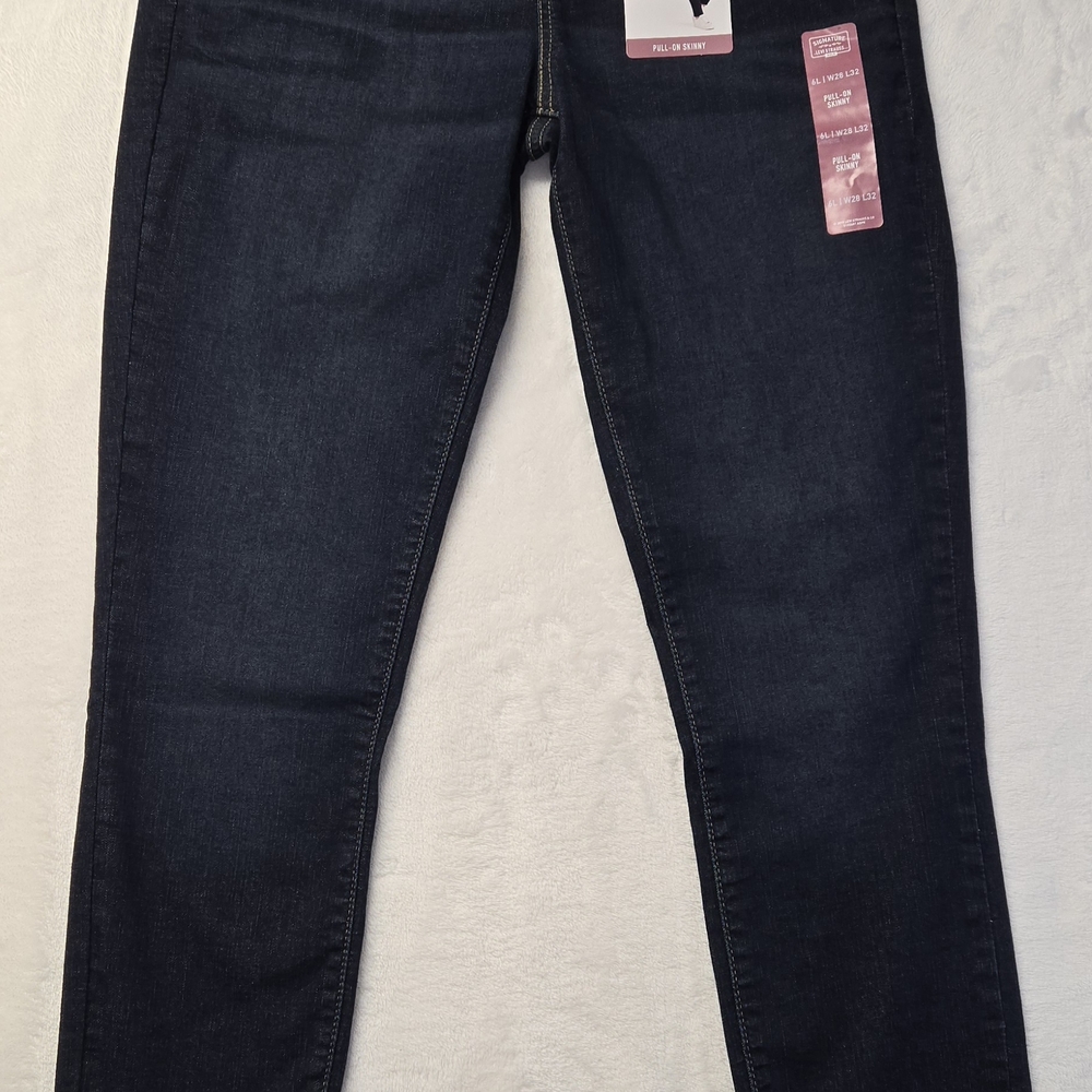 Signature by Levi Strauss Dark Blue Skinny Jeans